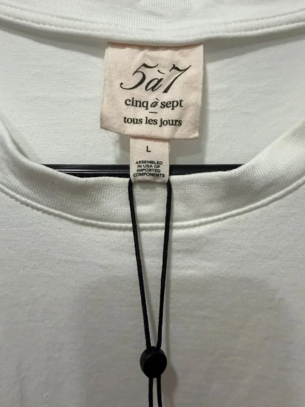 Cinq à Sept Feather-Trimmed Stretch-Cotton Crop T-Shirt - Picture 3 of 10